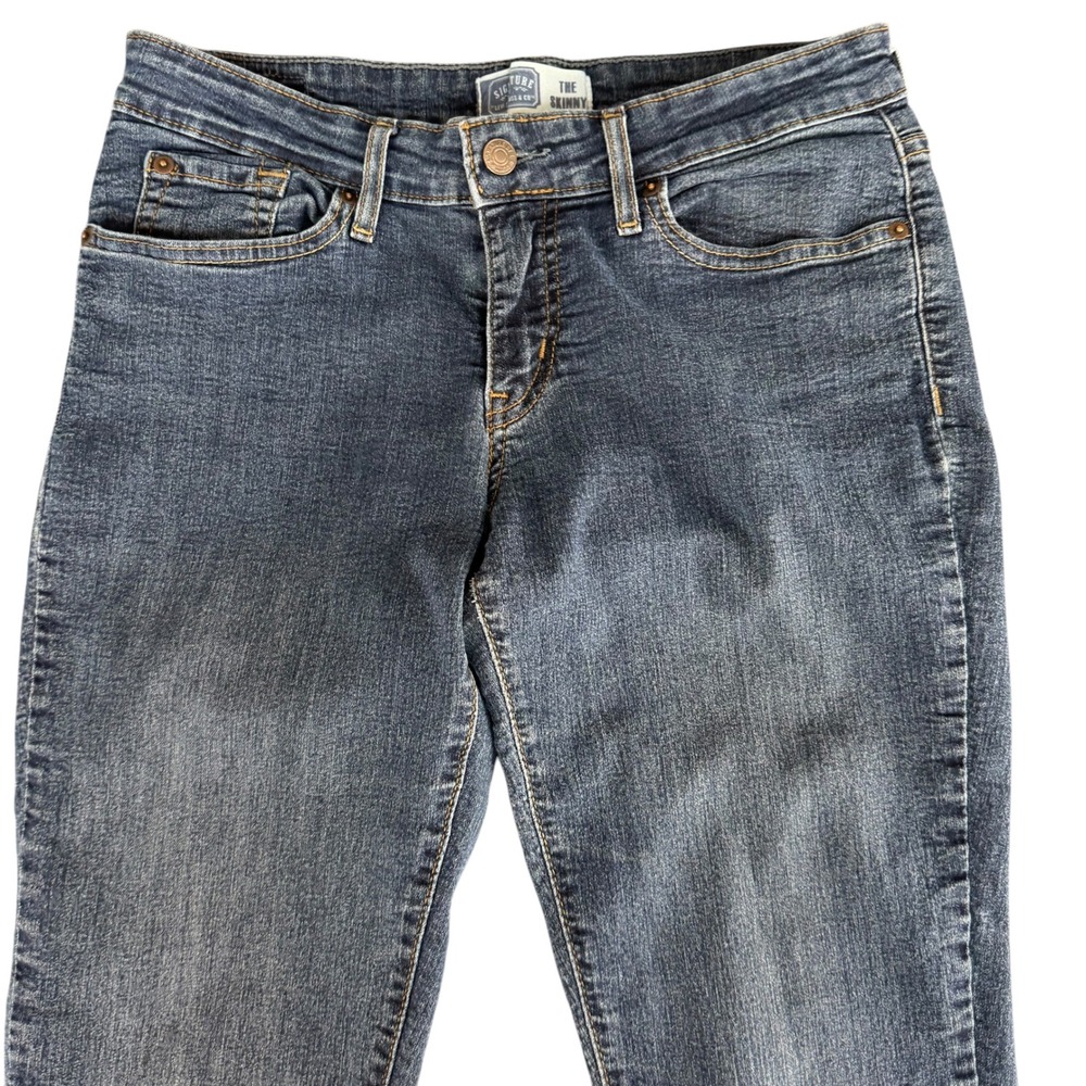 Signature by Levi Strauss & Co The Skinny Blue Jeans Womens Size 8 Medium Wash - Picture 2 of 8